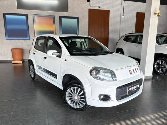 FIAT UNO 1.4 EVO SPORTING 8V FLEX 4P MANUAL